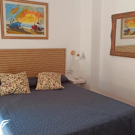 Mikonos Terraza Гандия